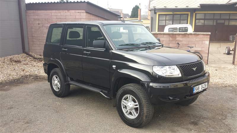 UAZ 31638 PATRIOT CLASSIC 2,3TD pro pan Dokovou